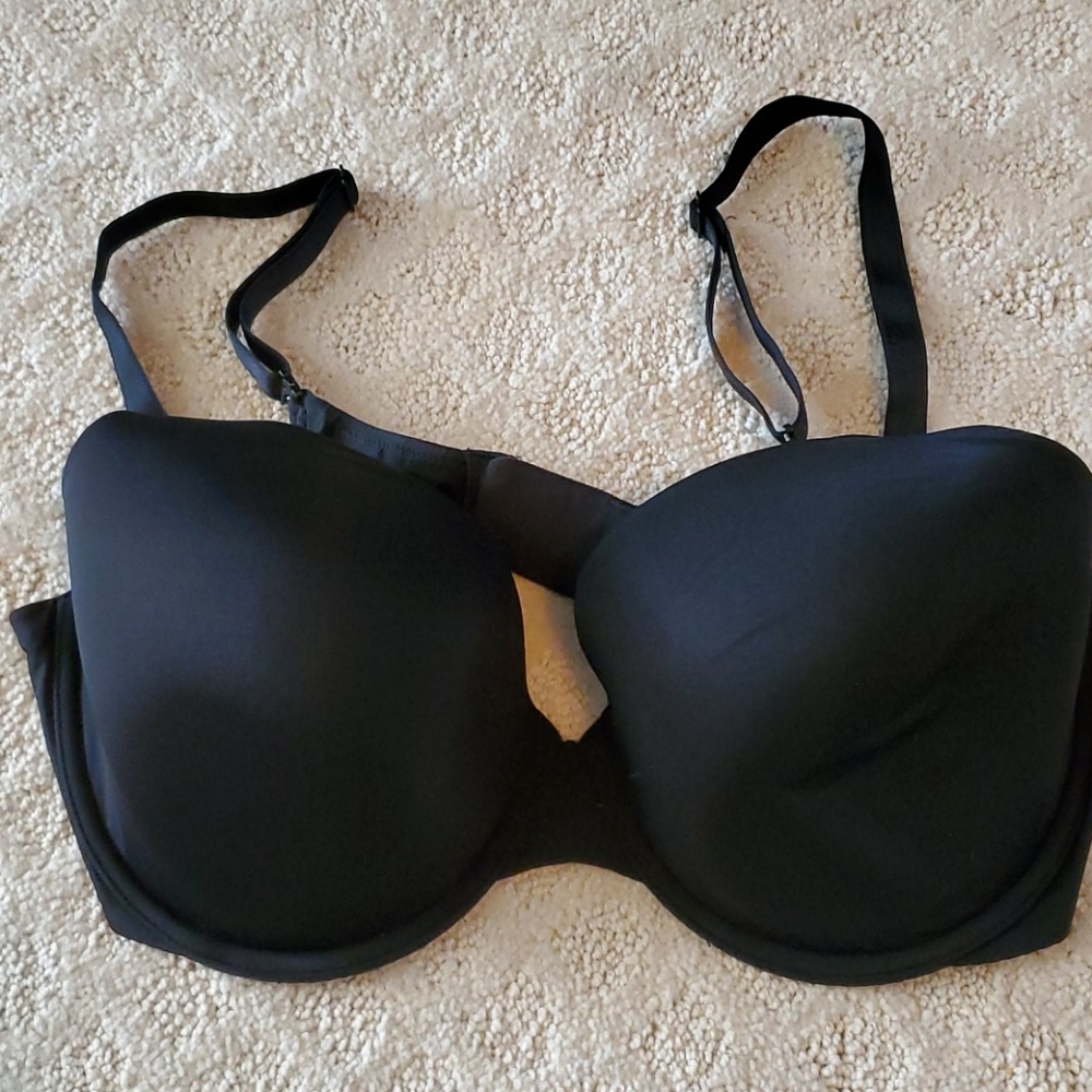 Victoria's secret t-shirt lightly line full covera